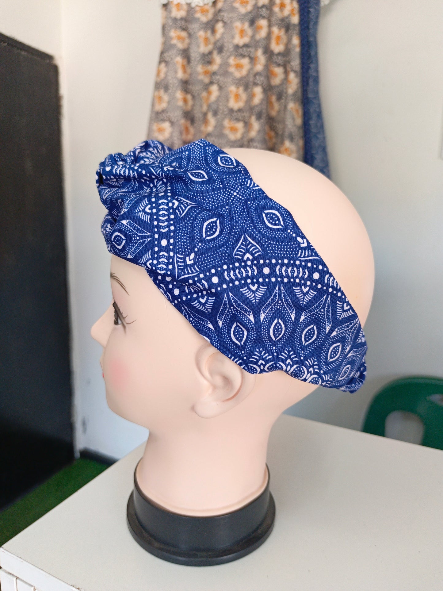 Kgatiso Scarf