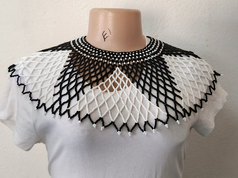 Traditional Necklaces Short